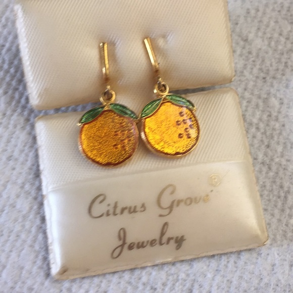 Vintage Jewelry - Citrus Grove Fruit Clip Earrings